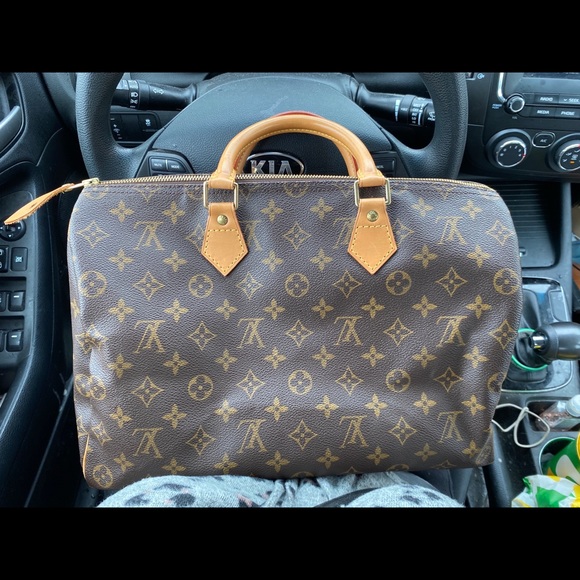 Louis Vuitton Purse - Picture 2 of 3